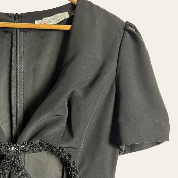 leena for Mac Duggal Black Embelished Cutout Short Sleeve Formal Gown Size 8 - Picture 9 of 10